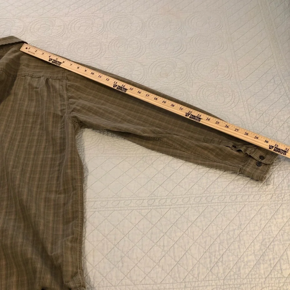 Vintage North Face A5 series long sleeve button down shirt. Size XL.